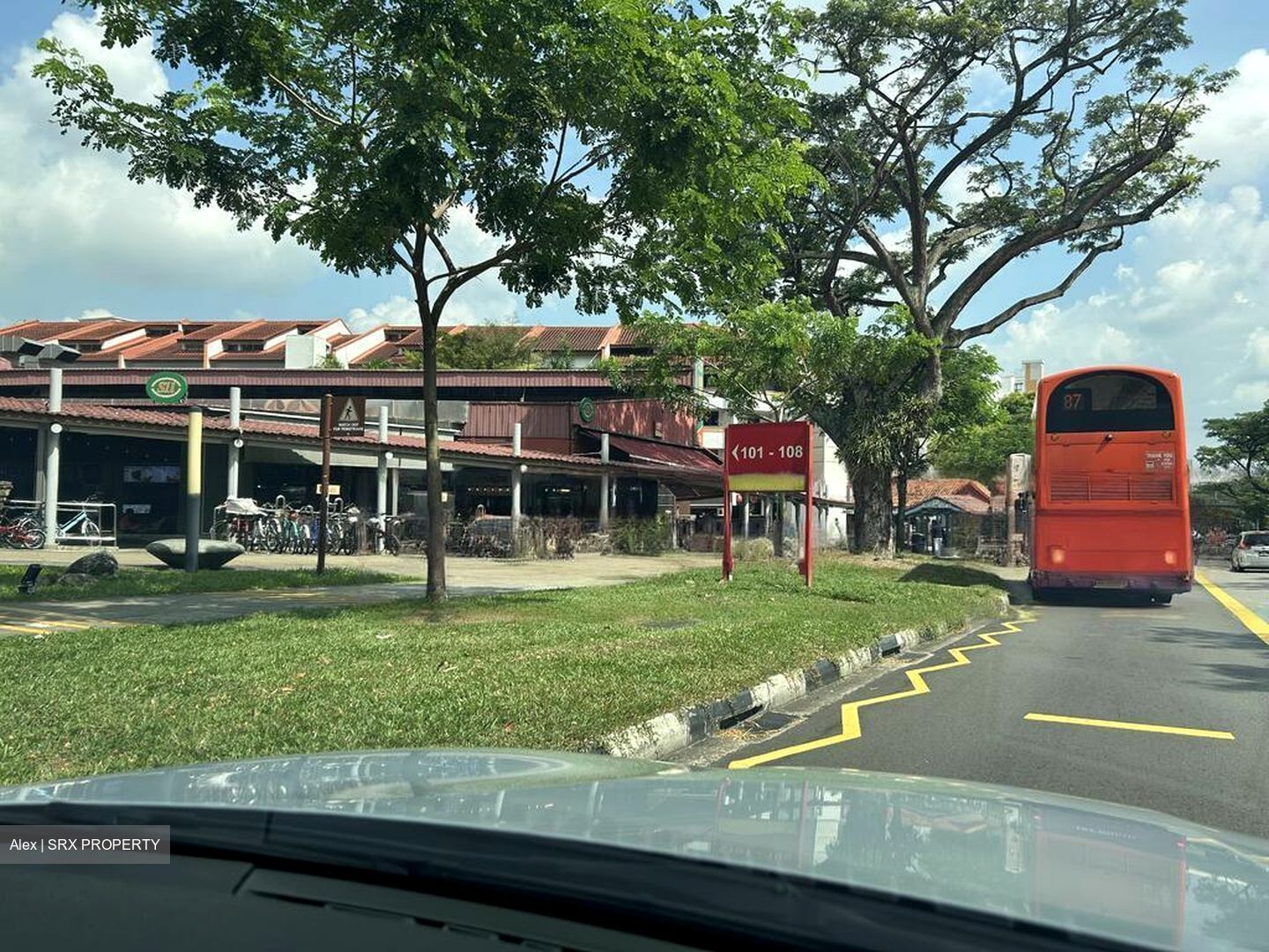 Hougang Avenue 1 (D19), Shop House #462619351